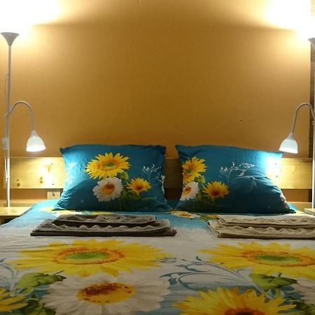 Willow Apartments Лимбажи Экстерьер фото