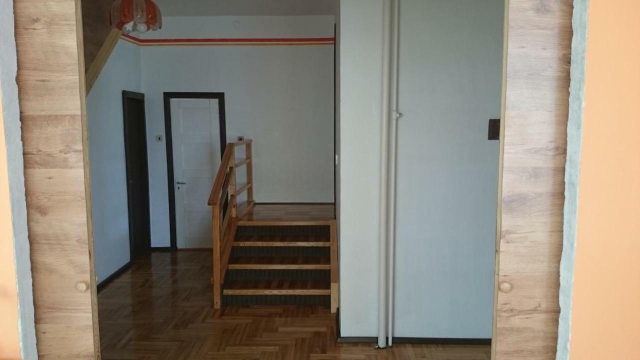 Willow Apartments Лимбажи Экстерьер фото